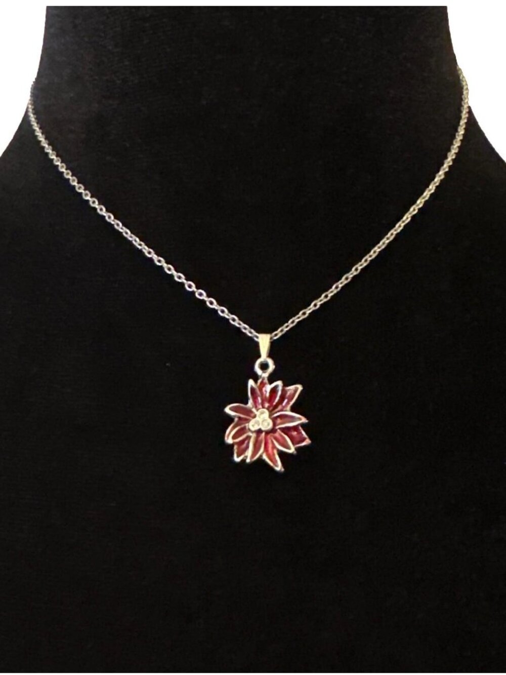Vintage Necklace Silver Tone Chain Red Enamel Flower Pendant Charm Womens Gift - Picture 3 of 3